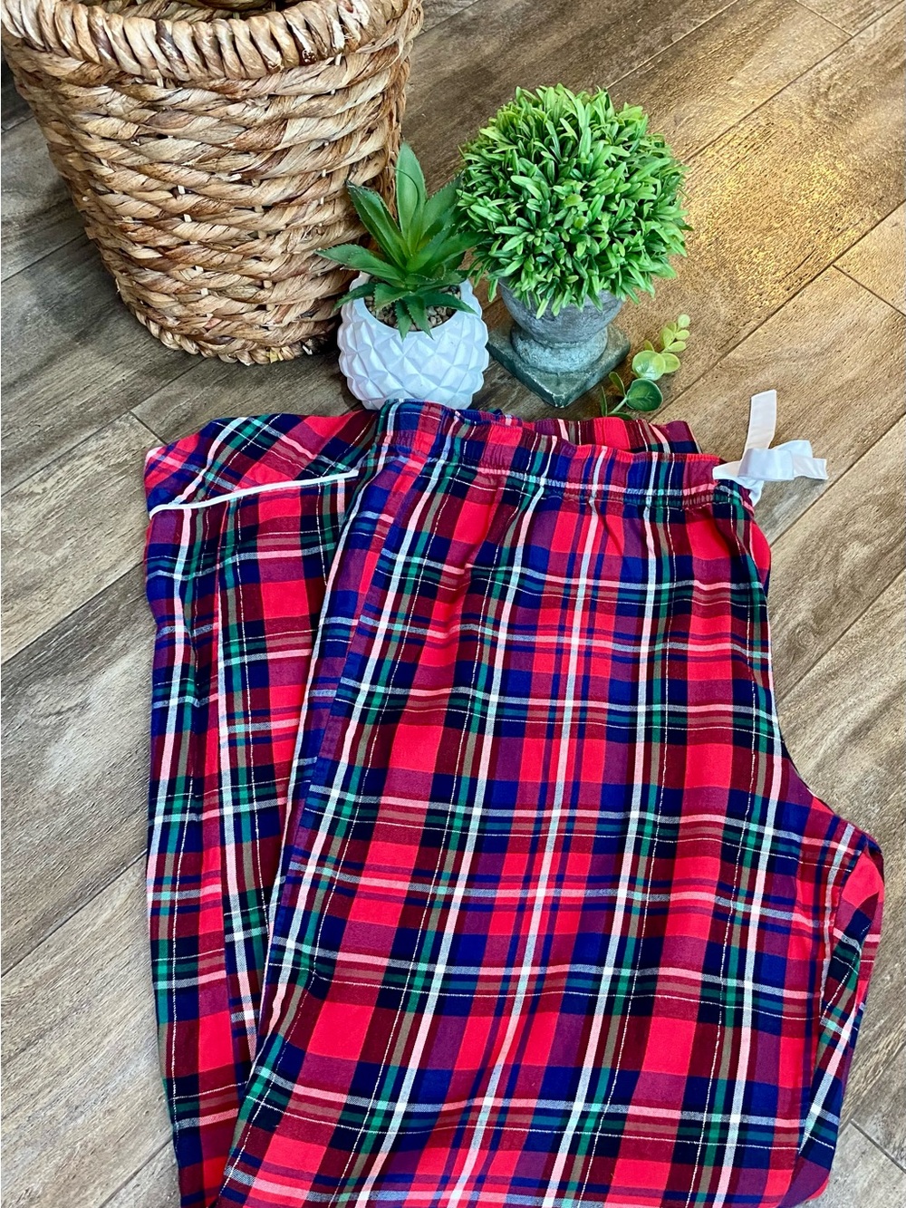 Victoria’s Secret Plaid Bow Tie PJ Pants